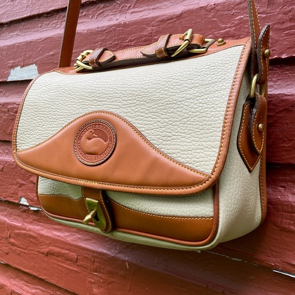 Dooney & Bourke Vintage Bone & British Tan Leather Carrier Shoulder Bag - Picture 16 of 16